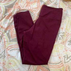Nike One Cropped Maroon Leggings